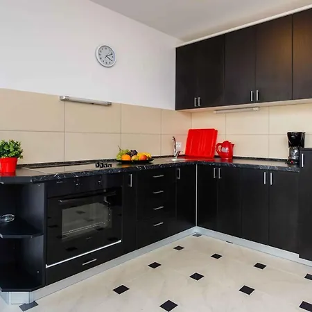 15 Apartment